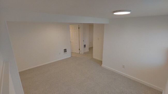 Building Photo - 1208 10th St