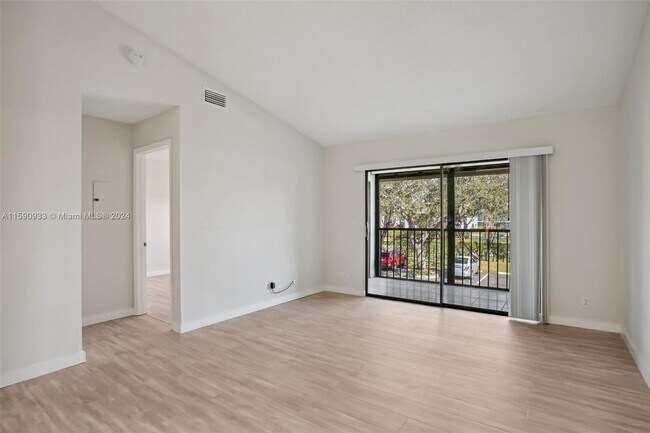 Building Photo - 15234 Lakes of Delray Blvd