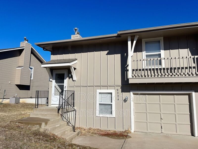 9704 W 52nd St, Merriam, KS 66203 House Rental in Merriam, KS