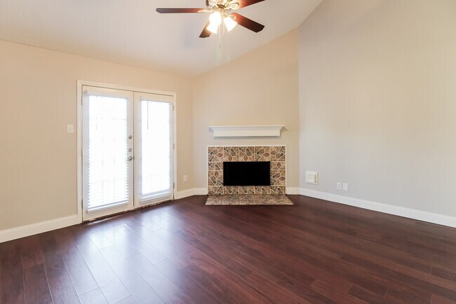 Foto del edificio - 7523 Appleridge Ct