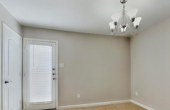 Foto del edificio - ADORABLE HOME