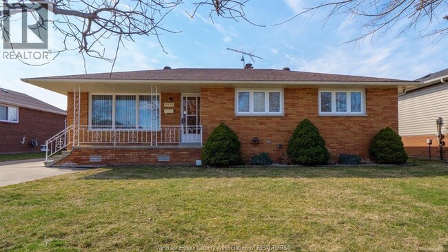 Building Photo - 2929 Austen Dr