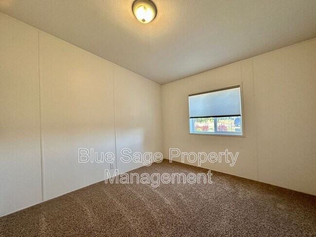 Foto del edificio - 50 Buds Way