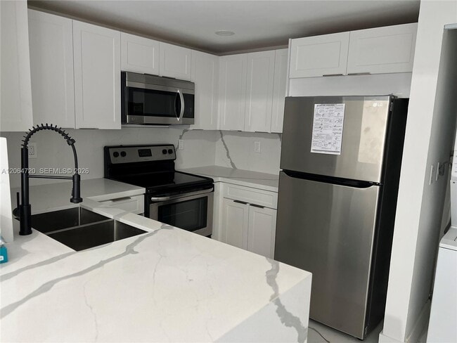 Building Photo - 9990 NW 9th Street Cir