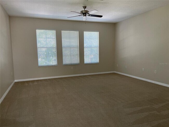 Foto del edificio - 1318 Salem Orchard Ln