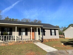 Building Photo - 305 Pelly St