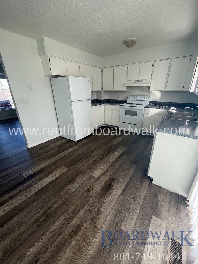 Foto del edificio - 2 Bedroom Duplex Unit in Great Neighborhood