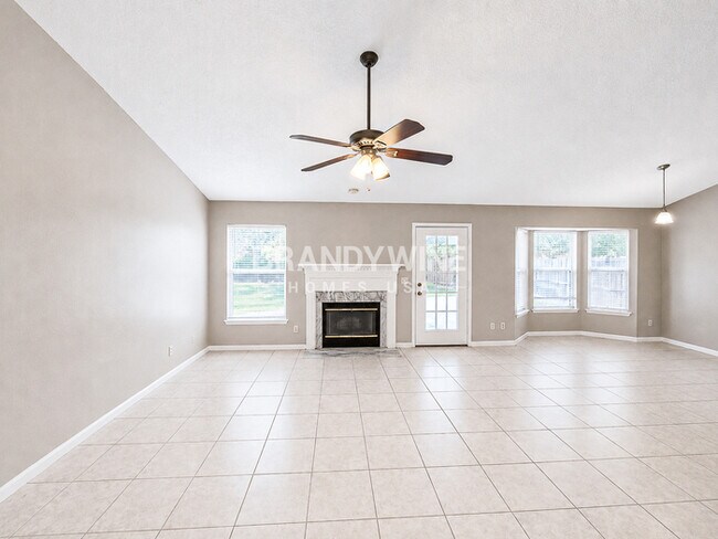 Foto del edificio - 7768 Rockridge Dr W