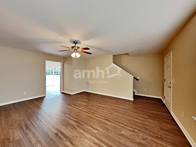 Building Photo - 2927 Painted Pony Dr