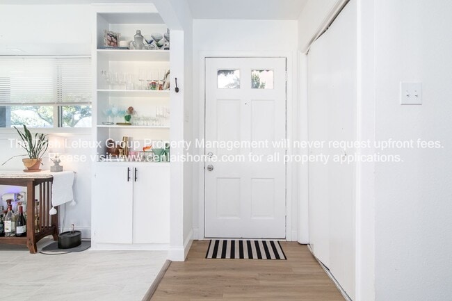 Foto del edificio - 3 Bed in Alexandria Available