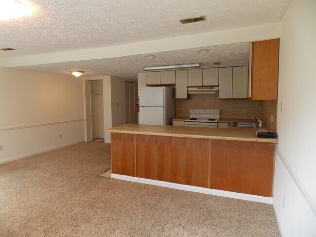 Foto del edificio - 500 Deer Creek Rd