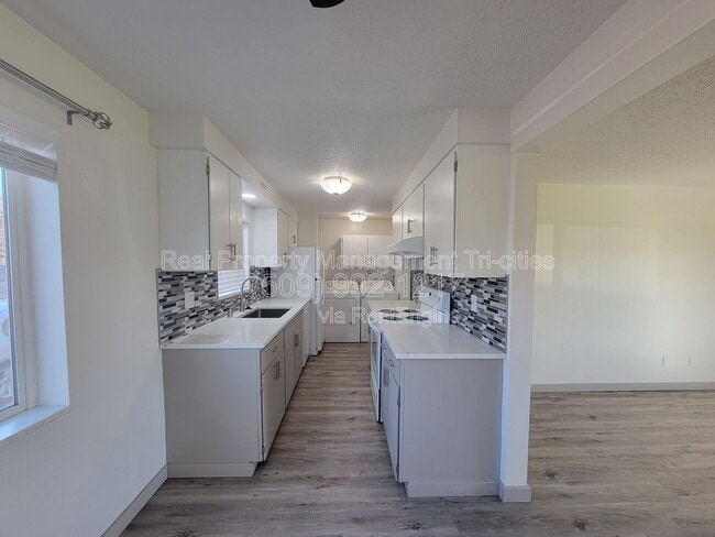 Foto del edificio - 1817 Cartmell St