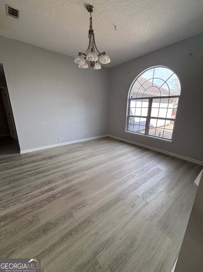 Building Photo - 106 Lake Manor Dr