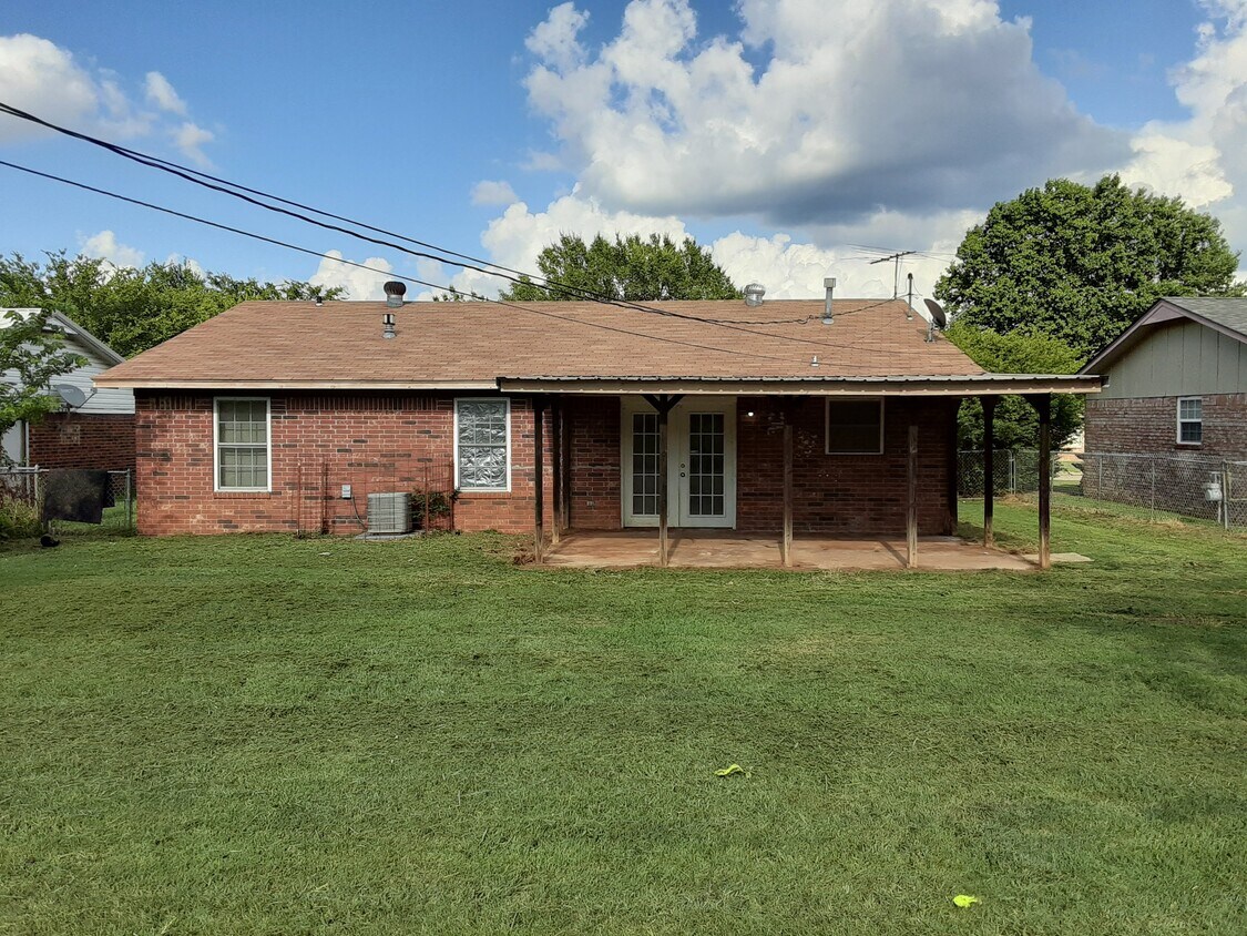 210 Liza Ln, Tecumseh, OK 74873 House Rental in Tecumseh, OK