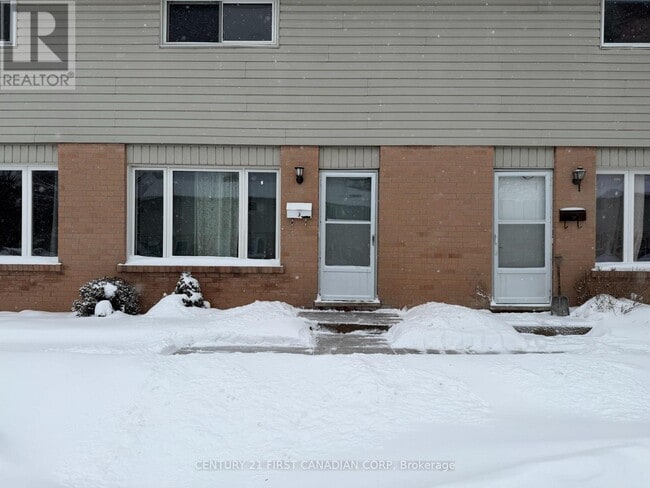 Building Photo - 45 Gatewood Pl