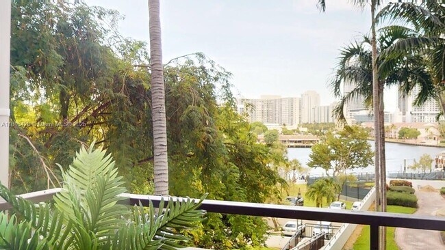 Building Photo - 500 Three Islands Boulevard