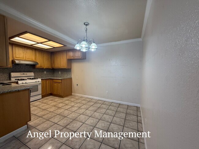 Foto del edificio - 6557 37th Ave