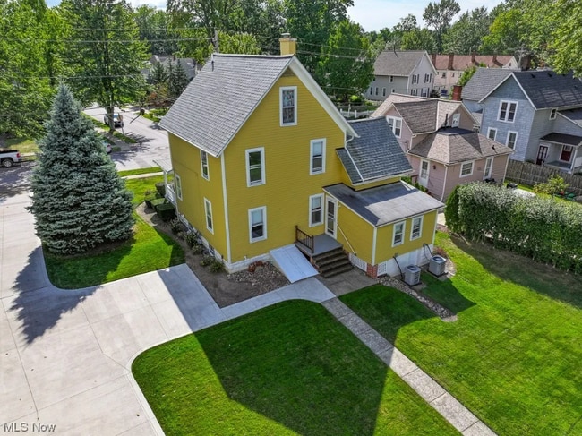 Foto del edificio - 38171 Wilson Ave