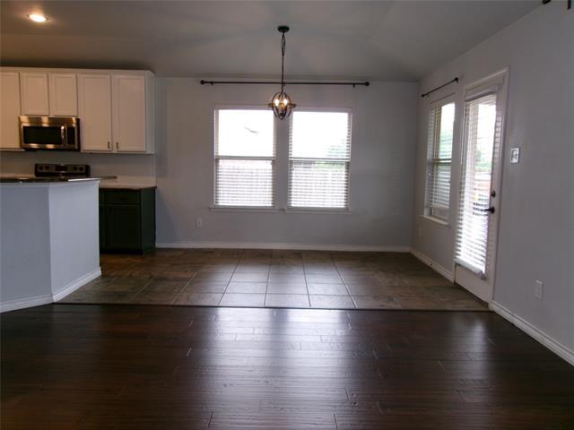 Foto del edificio - 5727 Mountain Hollow Dr