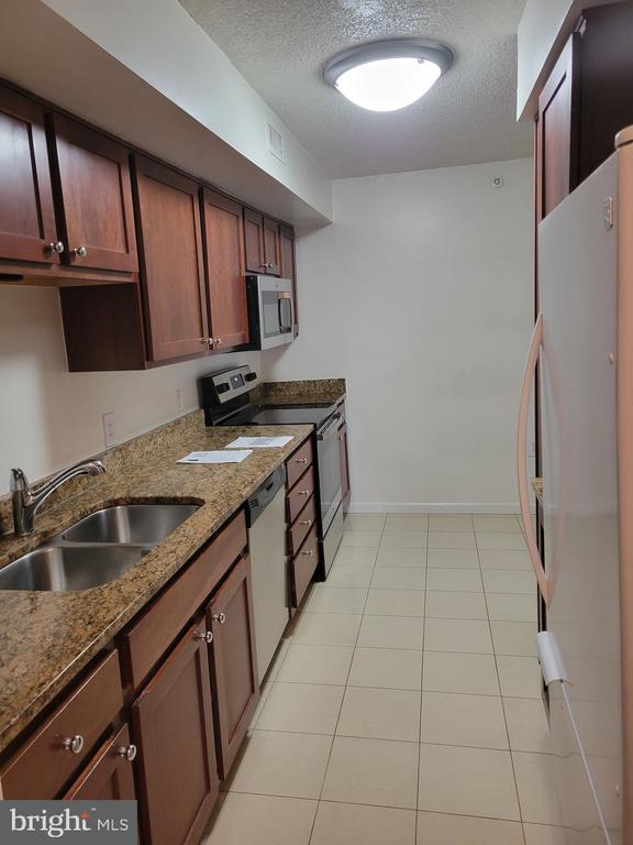 Building Photo - 2230 George C Marshall Dr