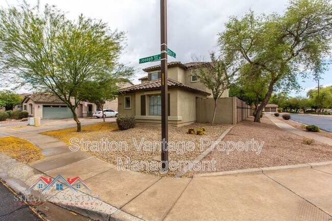 Building Photo - 3229 E Joseph Way