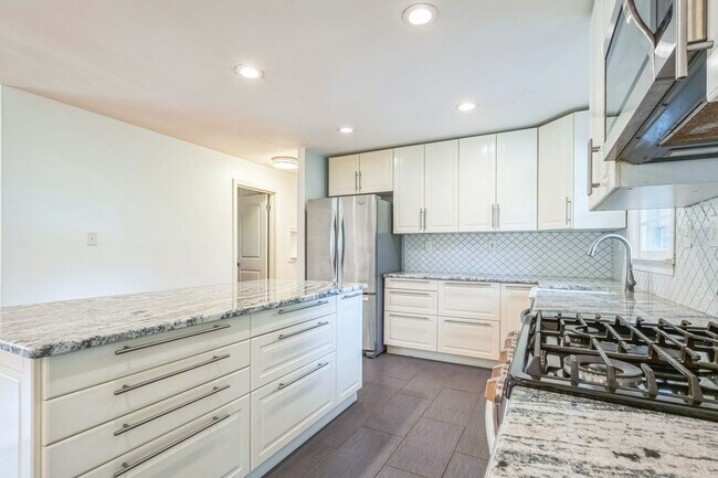 Foto del edificio - Charming 3BR House in Decatur
