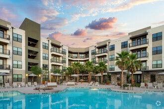 Building Photo - Livano Avondale