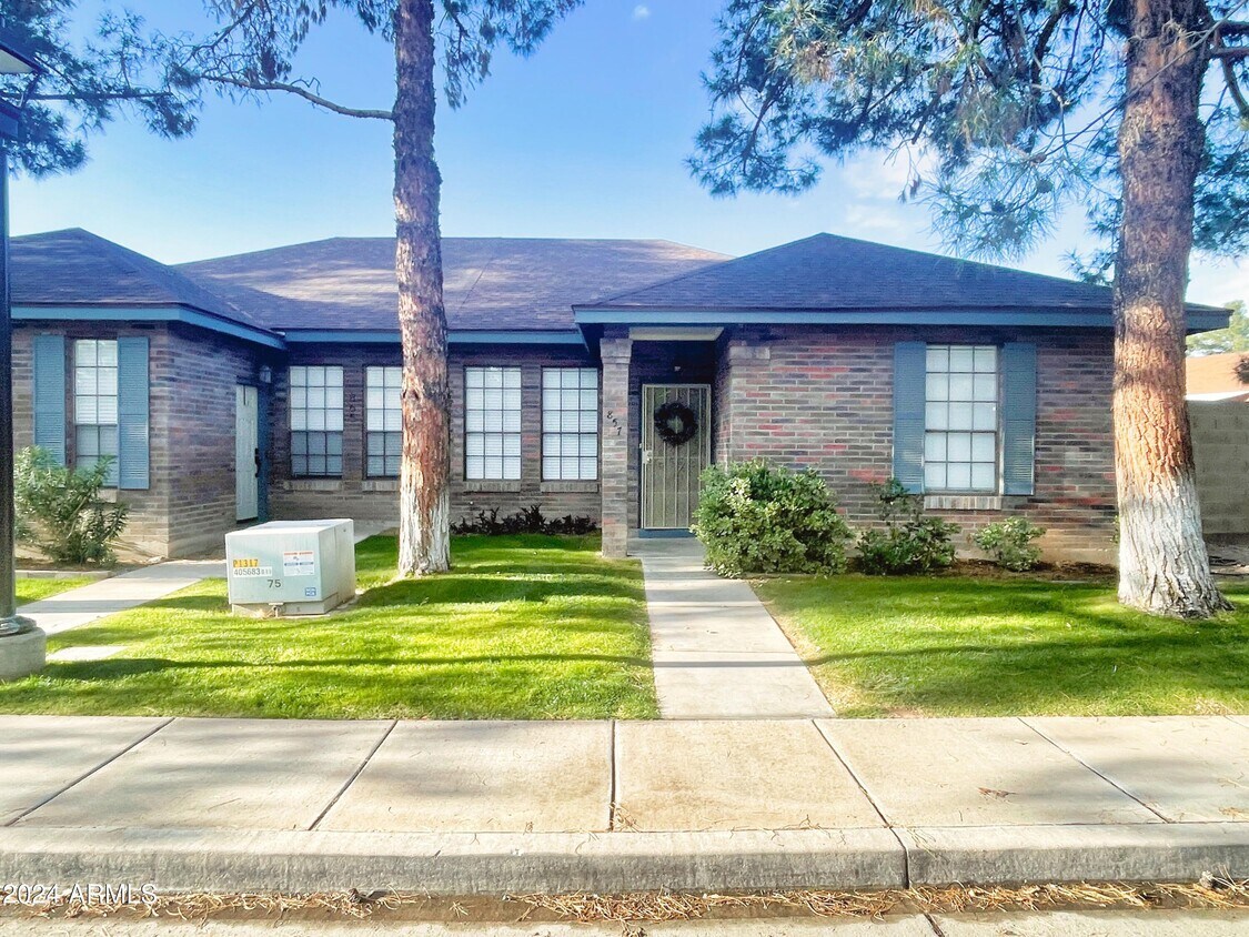 857 E Park Ave, Gilbert, AZ 85234 Townhome Rentals in Gilbert AZ
