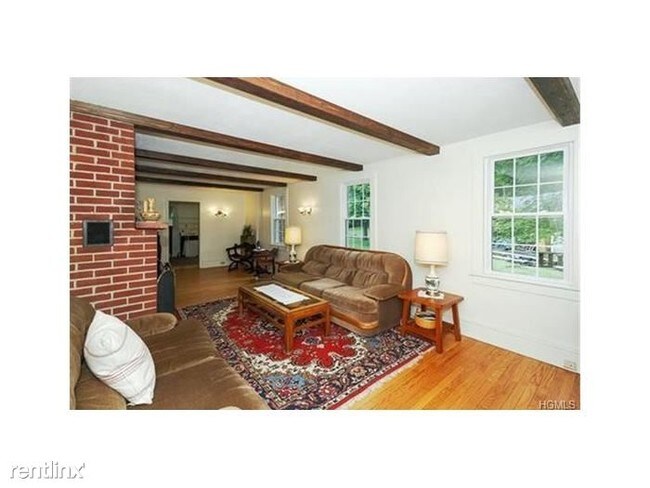 Foto del edificio - 156 Mine Rd