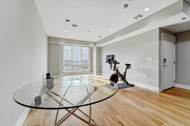 Foto del edificio - 626 Grand St