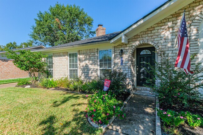 Foto del edificio - 9714 Railton St