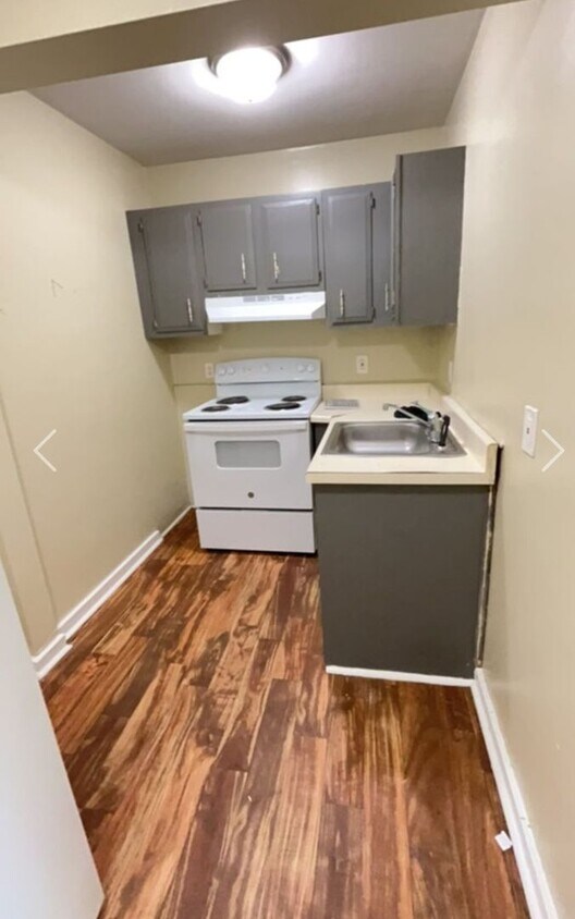 611 Stewart Ave SE Unit 2, Roanoke, VA 24013 Room for Rent in Roanoke