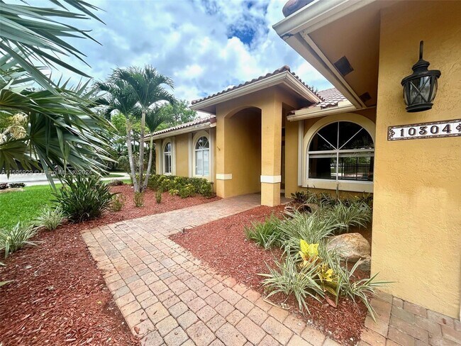 Building Photo - 10304 NW 50th Ct