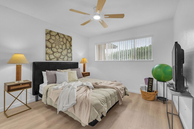 Building Photo - 72682 Thrush Rd