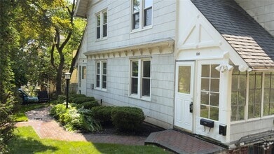 Building Photo - 130 Rockland Ave