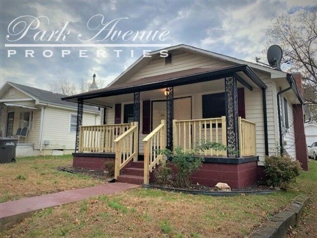 Foto del edificio - 243 N Oakland Ave