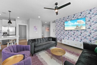 Building Photo - 11830 Buckfield Cir