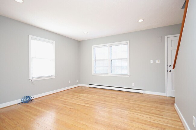Foto del edificio - Nicely Updated Duplex Near UVA Medical Center