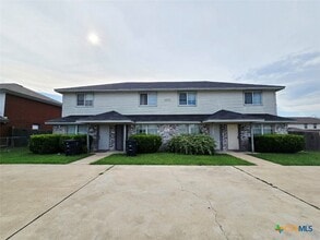 Building Photo - 4301 Alan Kent Dr