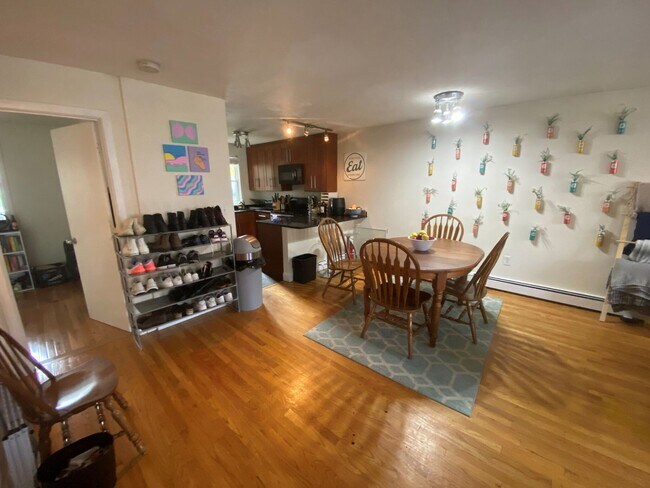 Foto del edificio - 1434 Tremont St