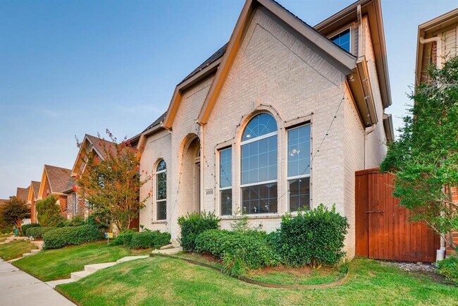 Building Photo - 1008 Paradise Cove