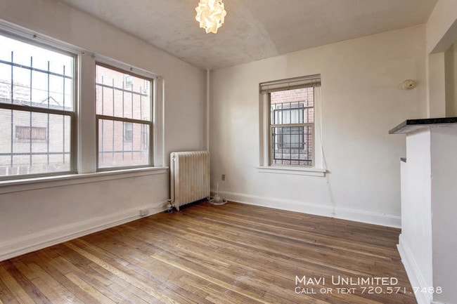 Building Photo - 1226 N Marion St