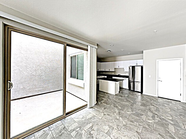 Foto del edificio - 20709 W Maiden Ln