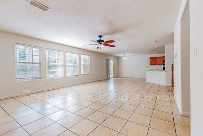 Foto del edificio - 4036 Cresta Park Ave NW