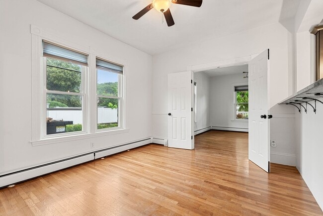 Building Photo - 37 1st St