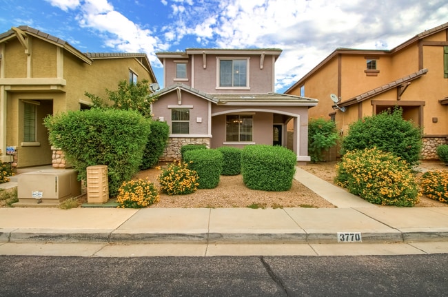 Building Photo - 3770 E Kristal Way