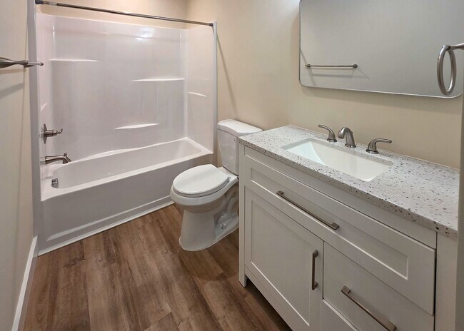 Building Photo - Knoxville 37921 - Brand New 3 Bedroom, 2 Full Bath Duplex Unit near downtown and Western Avenue -...