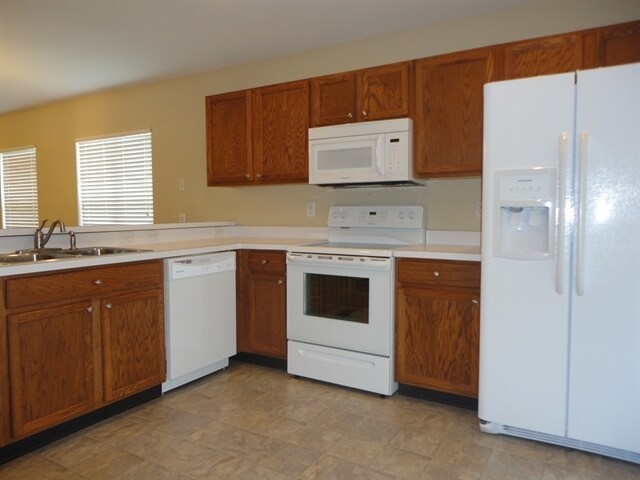 Building Photo - 25941 Terrawood Loop