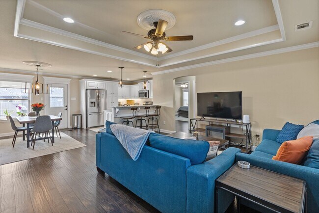 Foto del edificio - Fully Furnished Crashpad in Austin, AR