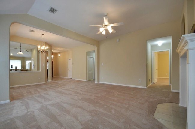 Foto del edificio - 2000 Maize Bend Dr